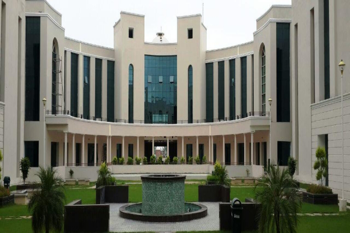 Rajiv Gandhi National University of Law, Patiala Inside view of Rajiv Gandhi National University of Law Patiala